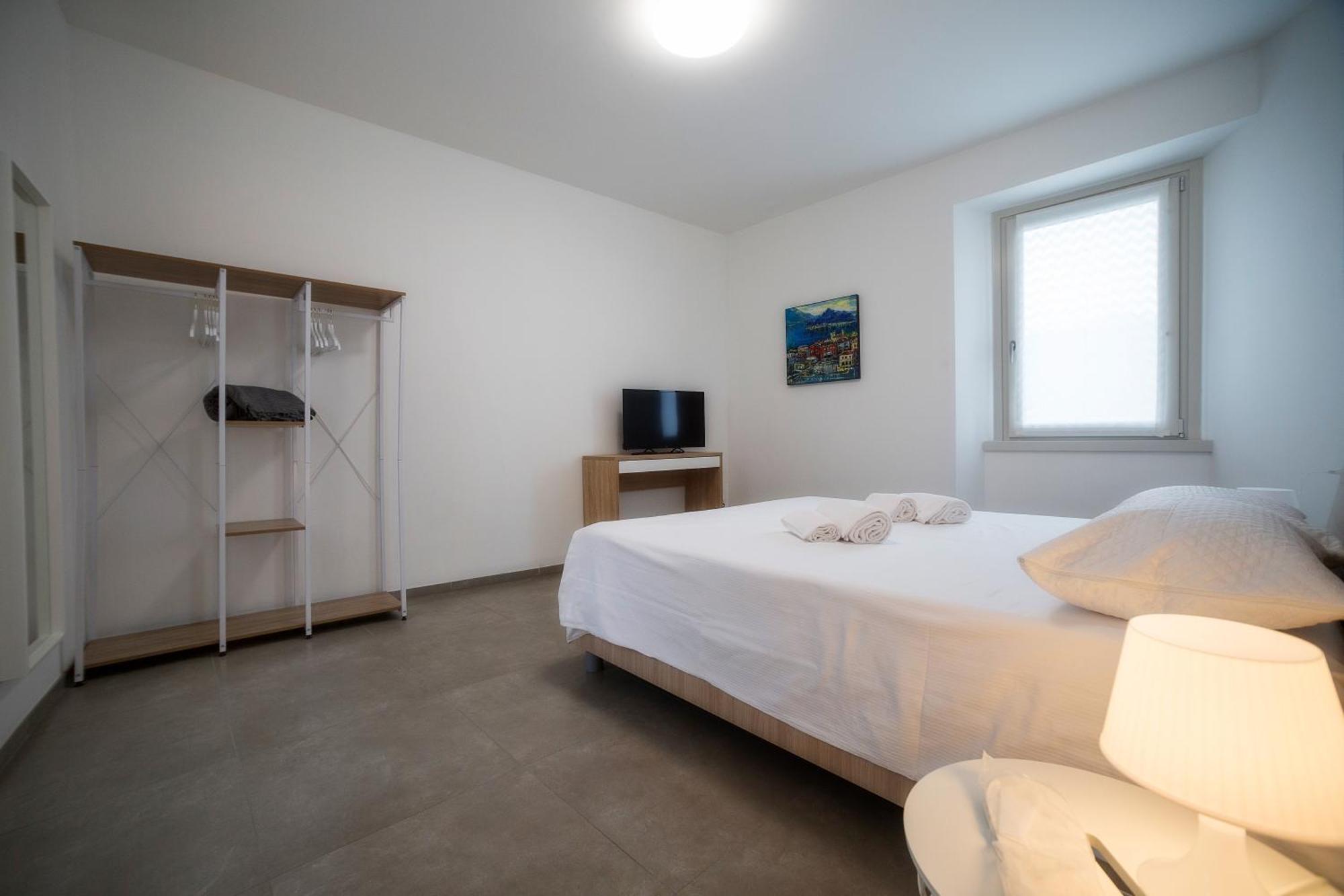 Lakefront Home Residenza Il Gallo In Riva Al Lago Pisogne Exterior photo